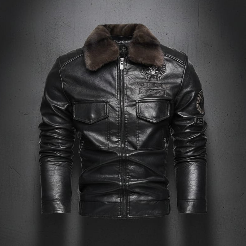 جاكيت الطيار الكلاسيكي تصميم رجولي يجمع بين القوة والأناقة